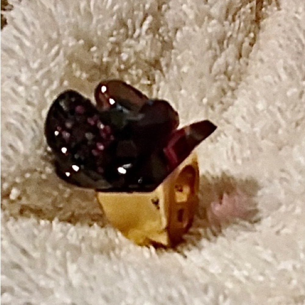 Swarovski red rose gold ring